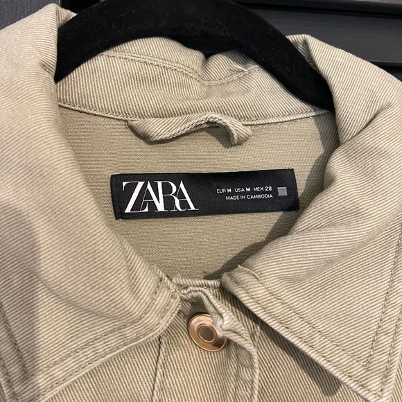 Zara Overshirt - Size M - Picture 4 of 4